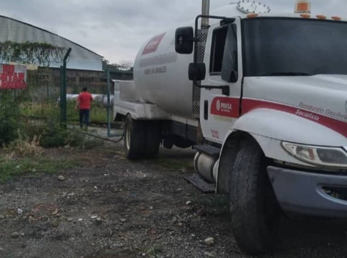 Un “viacrucis” padecen en barriadas de Barinas al quedarse sin gas por tubería