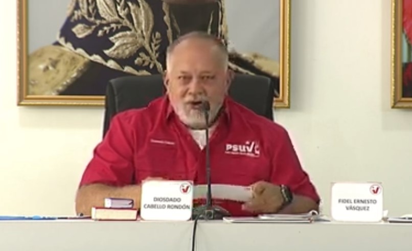 Diosdado insinuó que Venezuela no tiene dinero para dar aumento salarial… y que Maduro “sacó de donde no tenía”