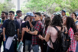 Observatorio Electoral Venezolano: La comunidad universitaria de la UCV exige una explicación detallada
