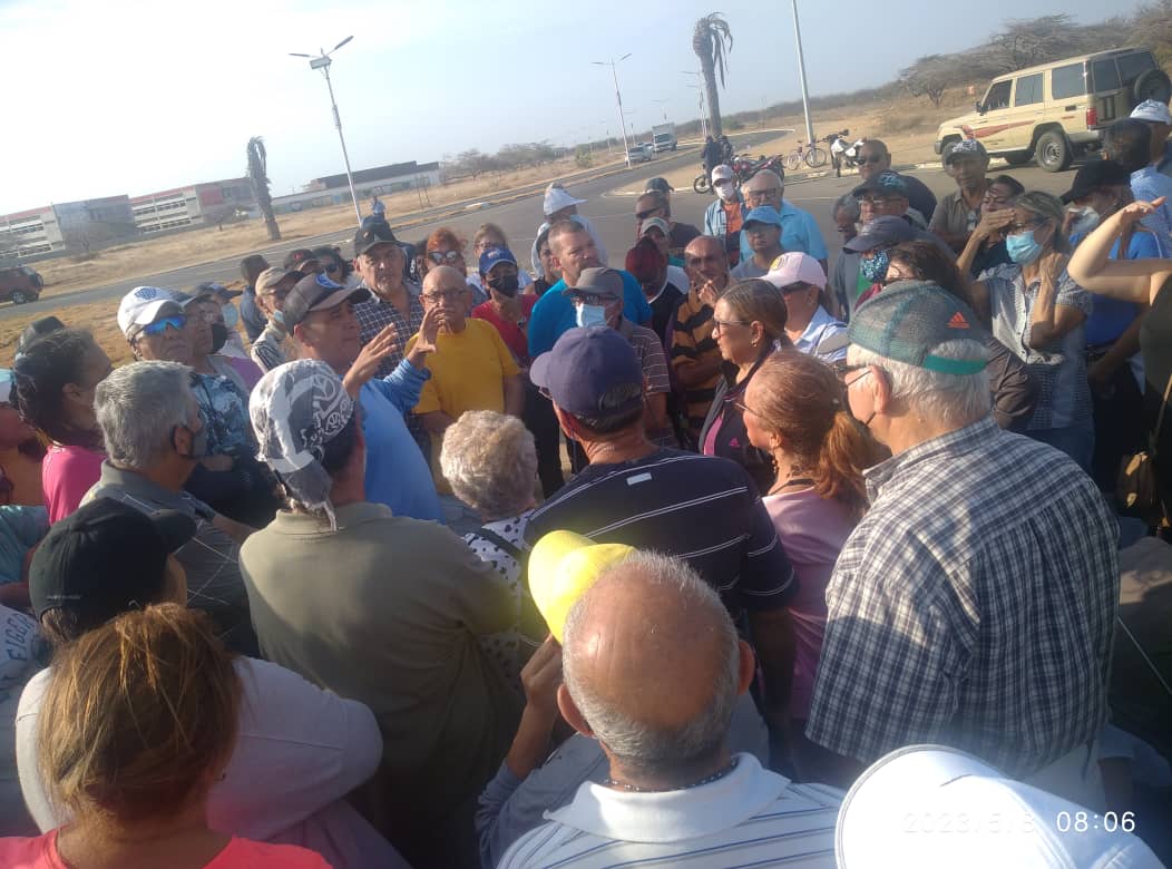 ¡Increíble! Para el presidente de Hidrofalcón es “ideal” que a la gente le llegue agua por tubería cada 15 días