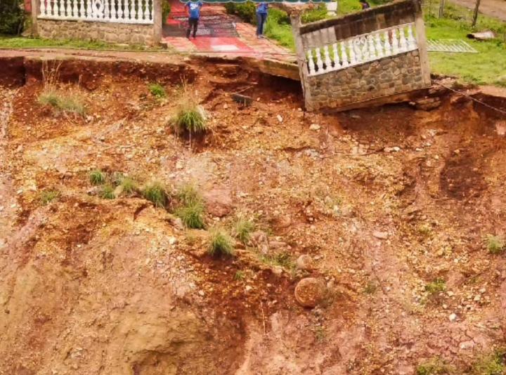 Varias familias están “a un soplo” de perder sus casas por deslizamientos de tierras en Guárico