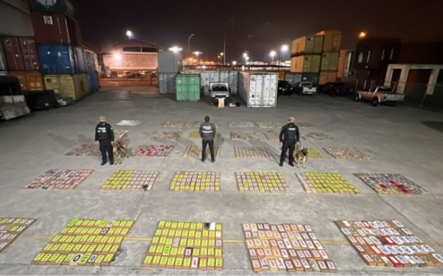 Incautaron más de 2,5 toneladas de cocaína ocultos en contenedores de atún en Ecuador