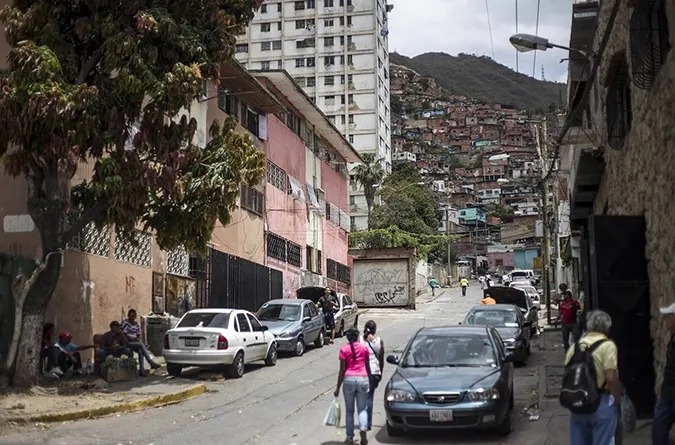 Hallaron el cadáver de una mujer con múltiples signos de violencia en El Valle