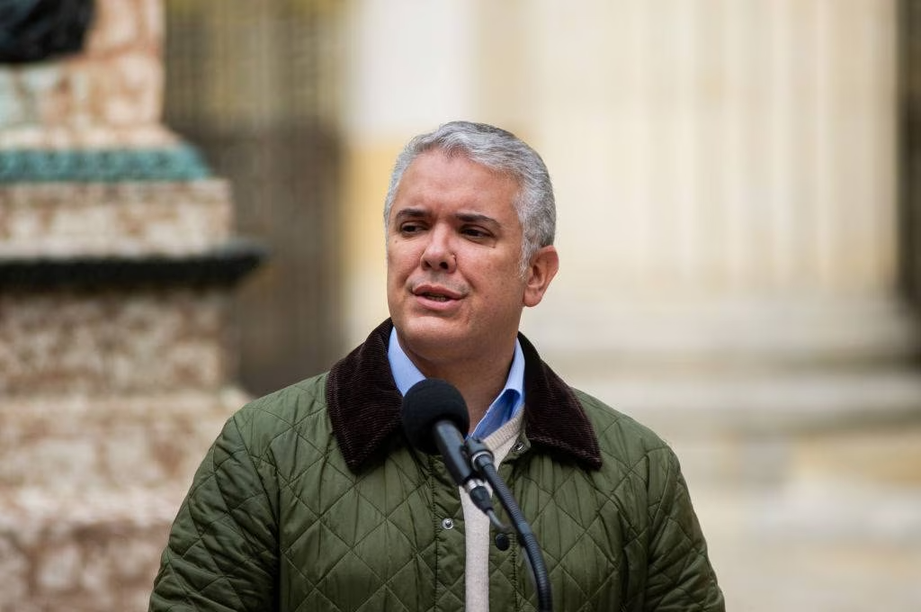 Iván Duque tildó de cobarde a Nicolás Maduro por inhabilitar a María Corina Machado