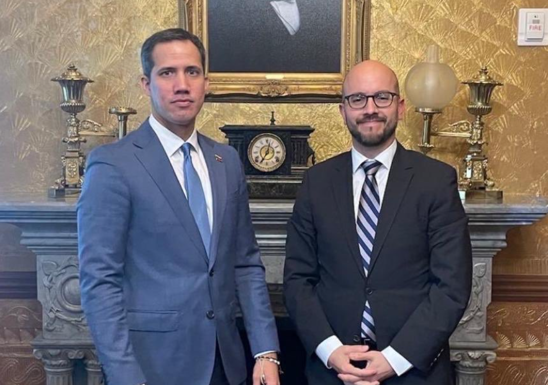 Juan Guaidó fue recibido por Juan González en la Casa Blanca para presionar por elecciones libres