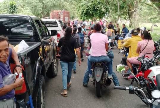 En Obispos de Barinas la gente se cansó y salió a protestar ante constantes apagones