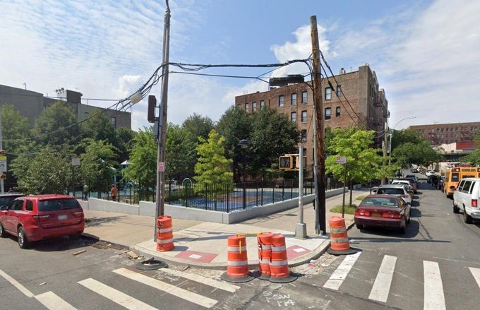 Violencia desenfrenada en Nueva York: niño fue baleado en las nalgas mientras jugaba baloncesto