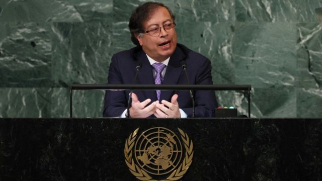 Gustavo Petro aseguró que la humanidad va camino a la extinción y criticó duramente la hipocresía sobre la guerra entre Rusia y Ucrania