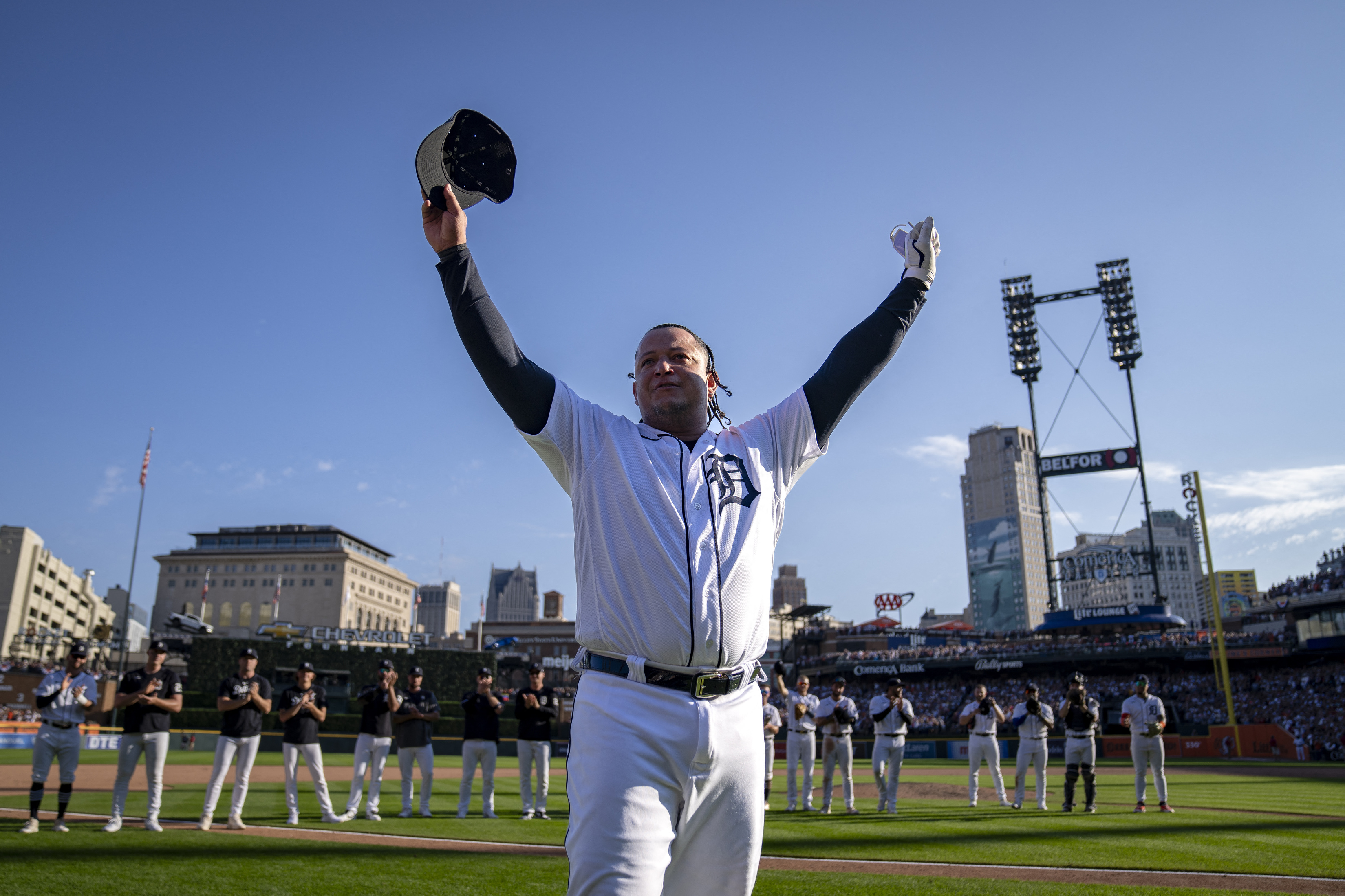 Miguel Cabrera se unió a selecto grupo con Willie Mays y Hank Aaron tras su retiro