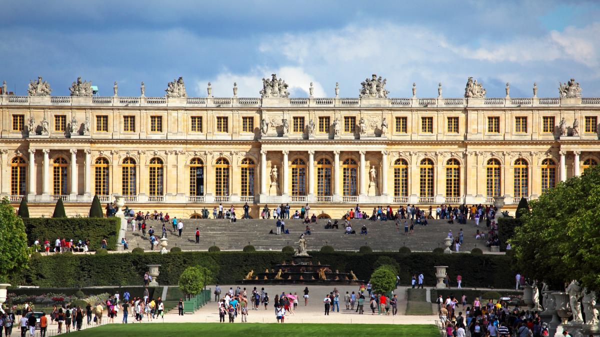 El Palacio de Versalles se engalana para las pruebas hípicas de los Juegos Olímpicos