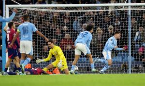Julian Álvarez consumó remontada de Manchester City para pasar primero en Champions