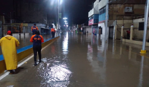 Anzoátegui bajo el agua: lluvia de más de una hora inundó residencias y vías principales