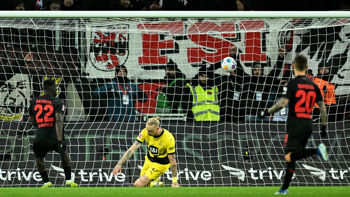 Bayer Leverkusen sigue como líder invicto pese a igualar contra el Dortmund