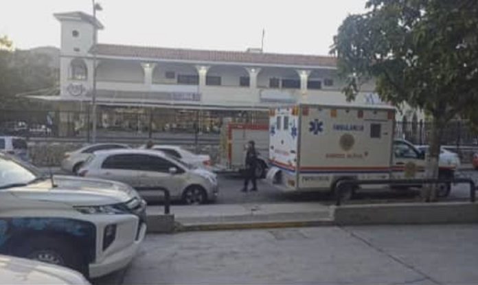 Tragedia en Carabobo: septuagenario murió al quedar atrapado en ascensor de un centro comercial