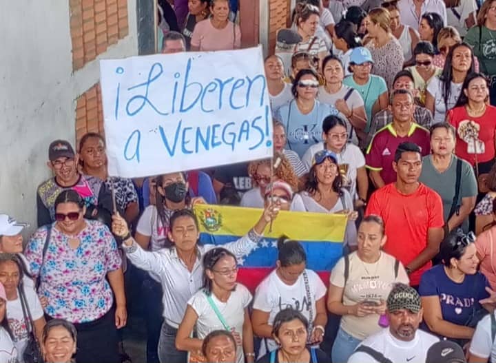 Destrucción, agresión y robo: lo que dejó la detención del sindicalista Víctor Venegas en Barinas