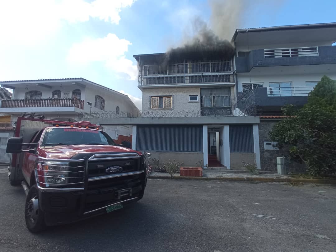 Vivienda se incendió en La California Norte sin victimas que lamentar este #13Ene (VIDEO)