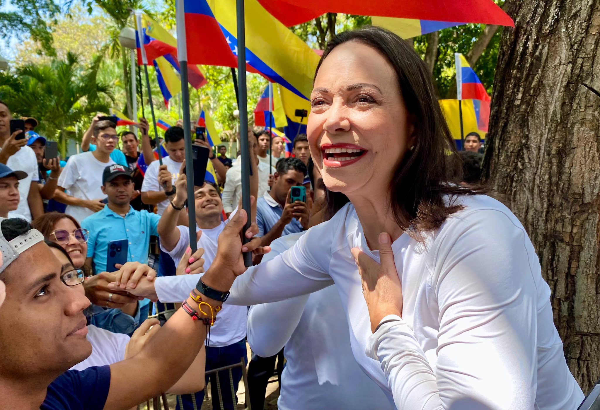 María Corina Machado asistió a encuentro con unos jóvenes en Aragua (FOTOS)