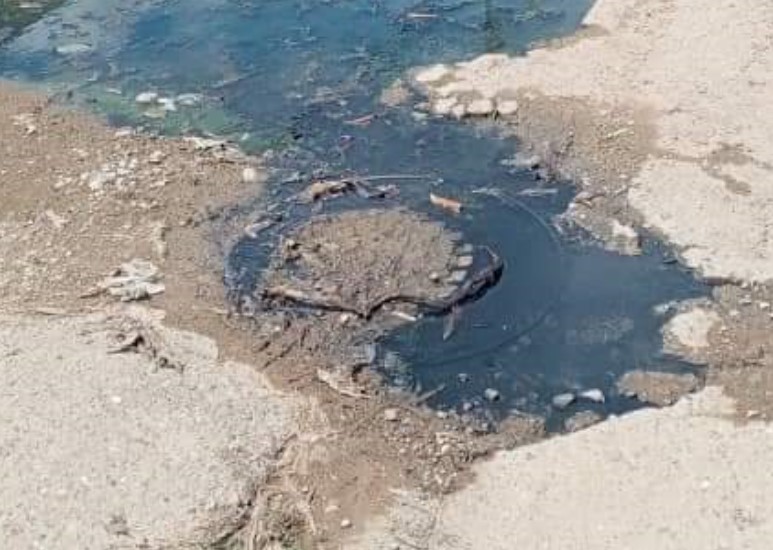 En el barrio Libertador en Apure necesitan ayuda, porque las alcantarillas… ¡ya no aguantan más! (VIDEO)