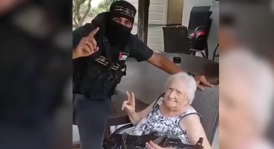 “Yo soy de donde es Messi”: la increíble historia de la abuela que se salvó de ser secuestrada por Hamás