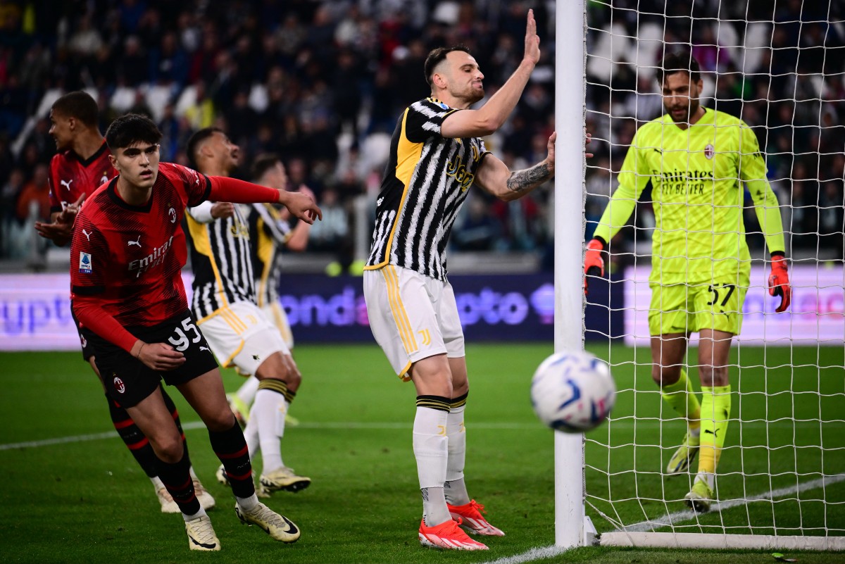 Juventus no pasó de un amargo empate con el AC Milan en la lucha por el subcampeonato