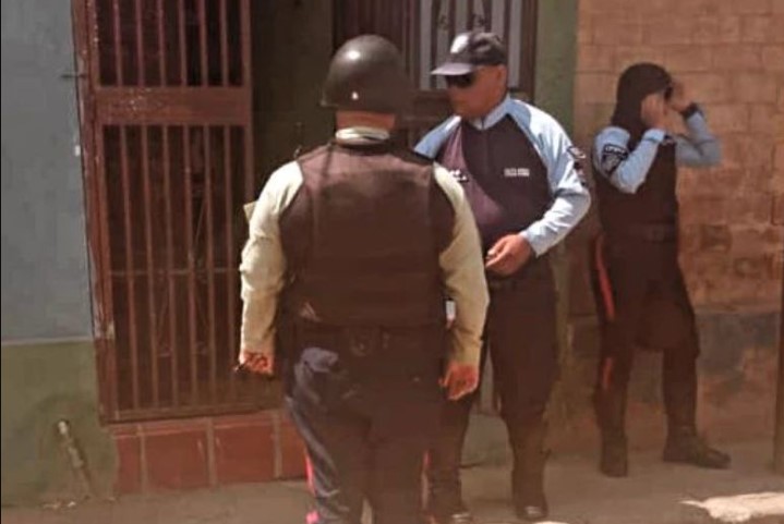 Hallan muerta a estudiante de medicina dentro de una residencia en Coro