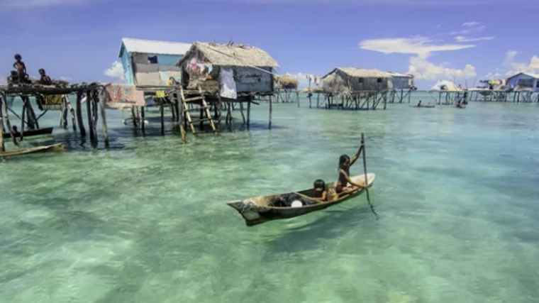 Los bajau: el pueblo de superhumanos desarrollado genéticamente para “vivir” bajo el agua