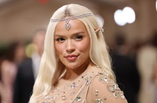 Así impresionó Karol G en la MET Gala 2024: este fue el costoso vestido que lució