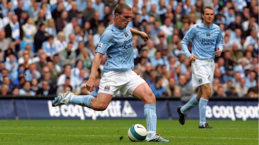 Richard Dunne, el dueño de récords malditos: hacer goles en contra y recibir tarjetas rojas (VIDEO)