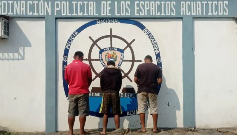 Detuvieron a tres sujetos por pescar 15 caimanes de anteojos en Apure