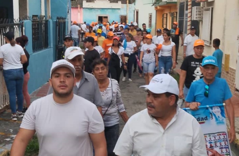 Unidad Democrática continúa trabajando por los votos para Edmundo González en Guanta