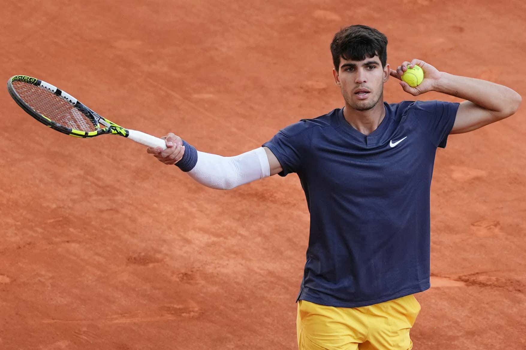 Alcaraz consigue su primer Roland Garros y supera un récord de Nadal