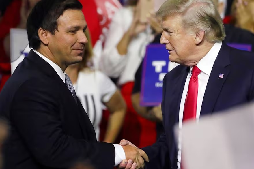 DeSantis restaurará el derecho de voto de Trump si la condena se convierte en un problema