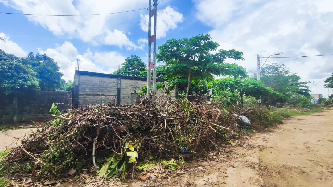 Comunidades de San Fernando de Apure exigen retirar escombros del canal Fuerzas Armadas