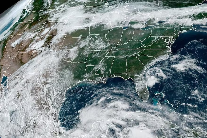 Invest 92L: la trayectoria del fenómeno que podría convertirse en ciclón y amenaza estos estados de EEUU