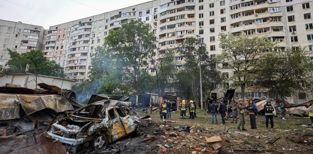 Rusia lanzó más de 800 bombas aéreas sobre Ucrania en una semana, denunció Zelenski