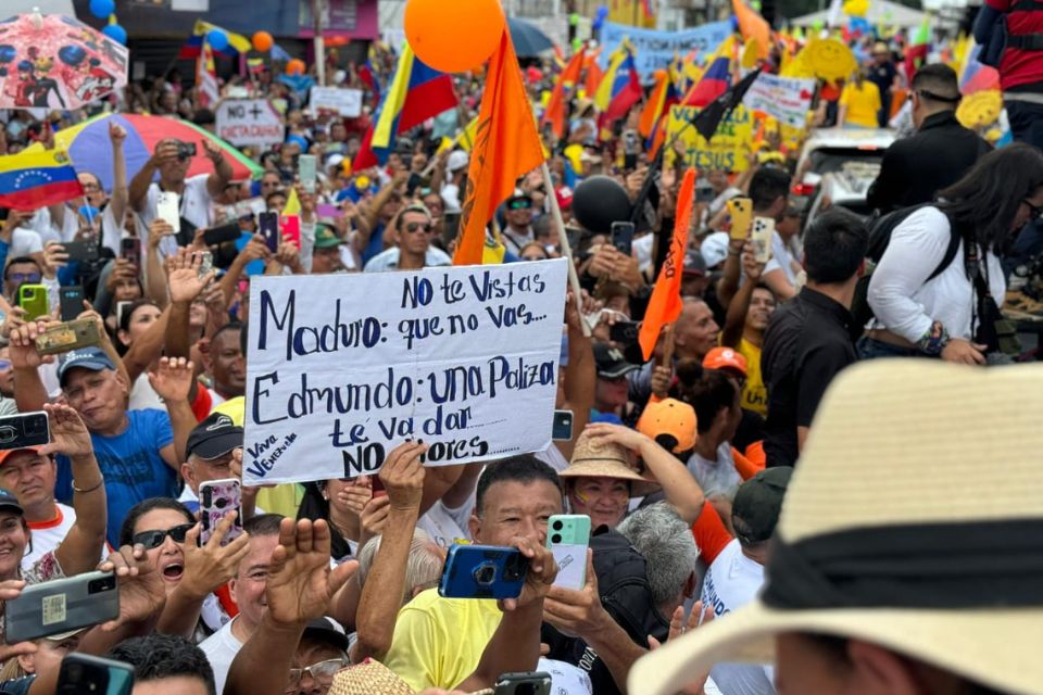 Saltos de talanquera de “opositores” hacia el chavismo no incidirán en la intención de voto de electores