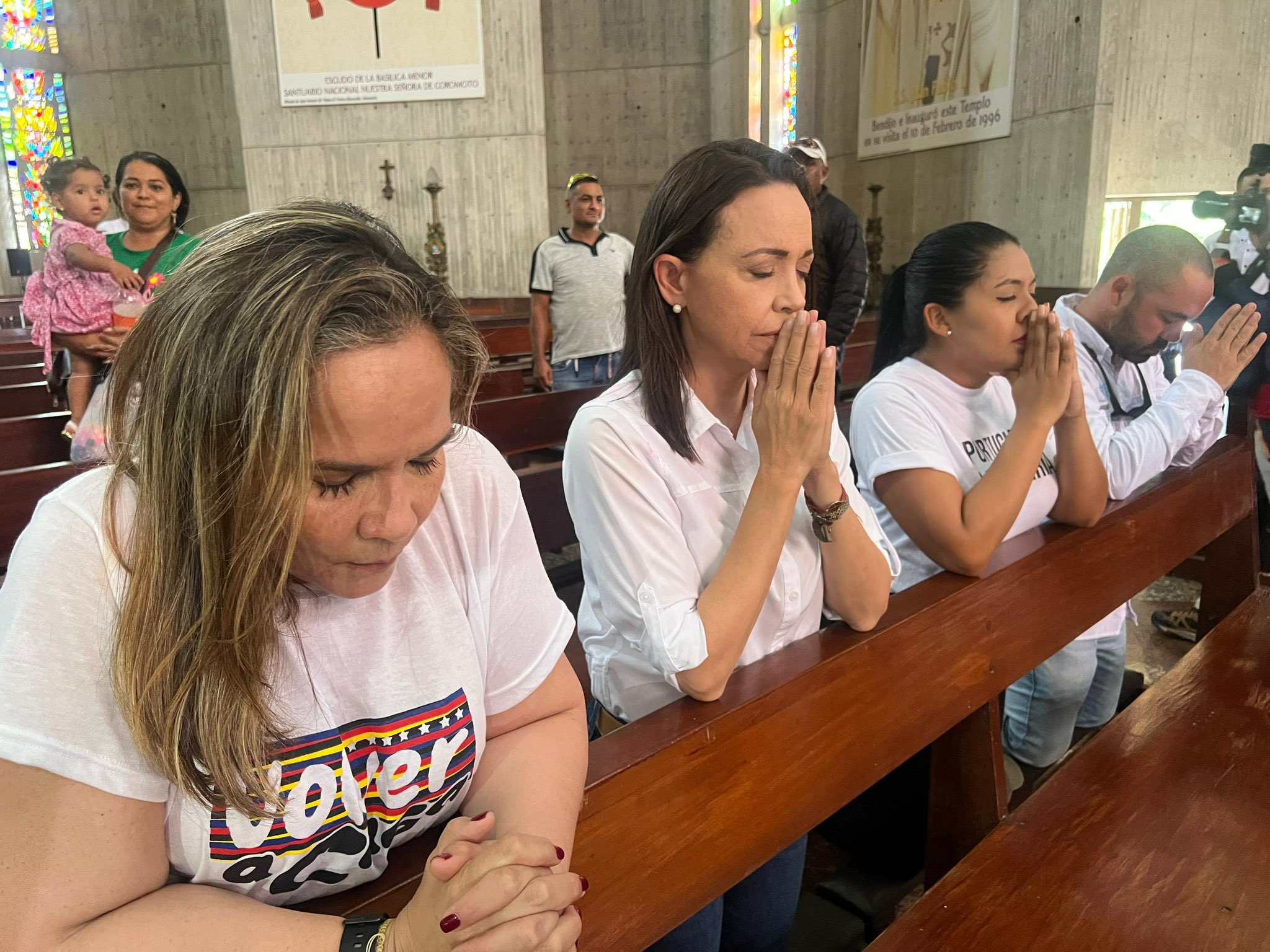 IN PICTURES: María Corina Machado arrives in Guanare and visits the Sanctuary of Our Lady of Coromoto, Venezuela’s patron