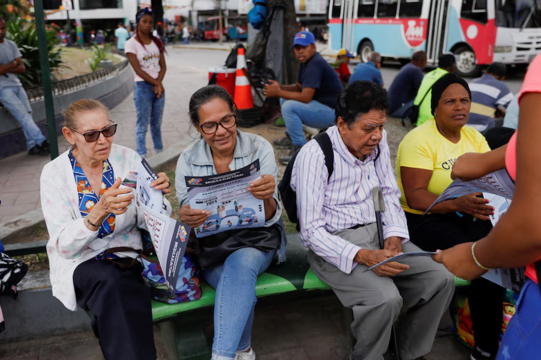 Reuters: La organización electoral de Venezuela está diseñada para confundir a los votantes, afirman analistas y opositores