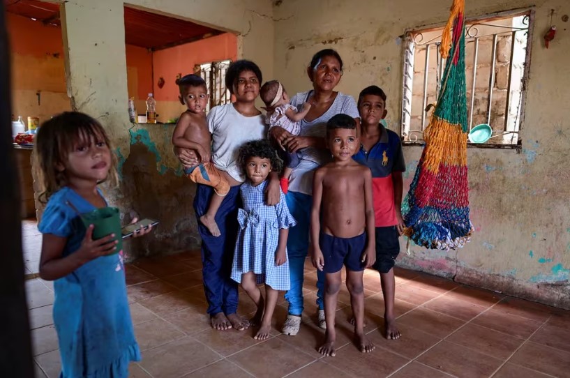 Las familias venezolanas atrapadas en el hambre y la pobreza ruegan por un cambio: “Que mis hijos tengan buena comida”