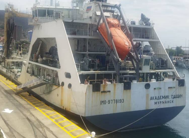 Más preguntas que respuestas tras la llegada de los buques rusos al puerto de La Guaira