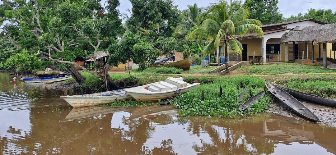 Comunidad warao sobrevive entre enfermedades y un río contaminado al sur de Maturín