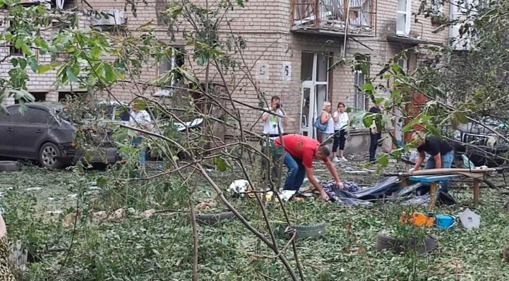 Suben a cuatro los muertos en ataque ruso en el sur de Ucrania