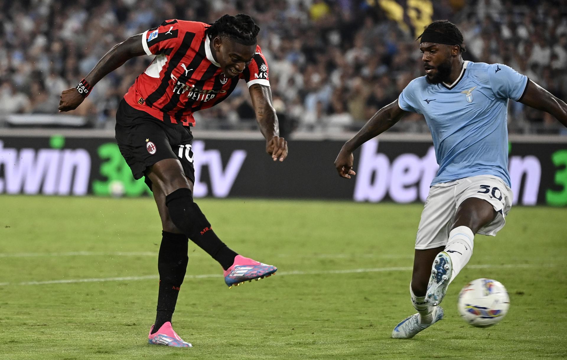 Rafael Leao salvó al Milan de otra derrota ante la Lazio