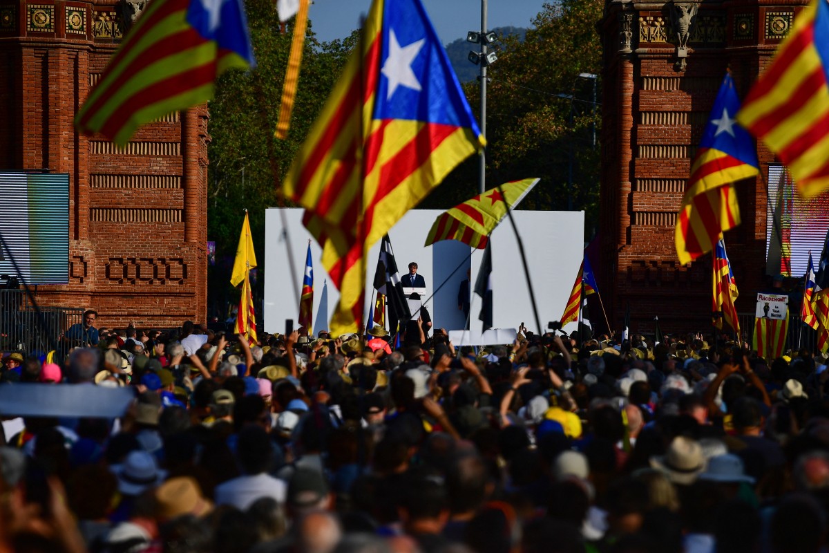 En Video: Carles Puigdemont reaparece en Barcelona