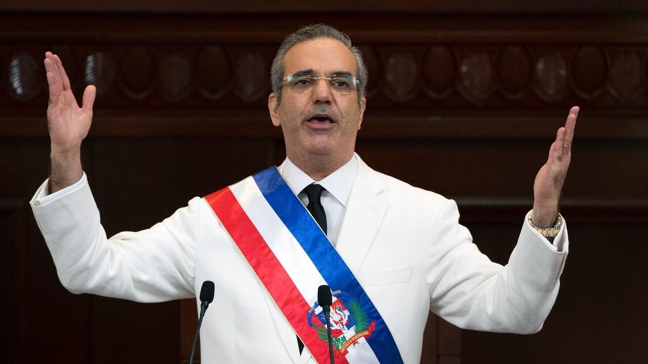 Luis Abinader asume presidencia de República Dominicana para su segundo y último mandato