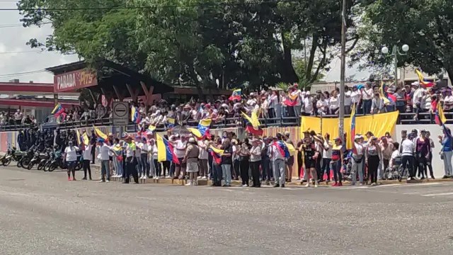 The people of Lara took to the streets once again to protest peacefully