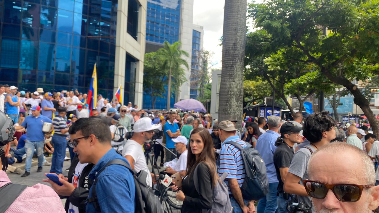 Venezolanos se concentraron en Caracas para reivindicar triunfo de Edmundo González a un mes de la elección presidencial