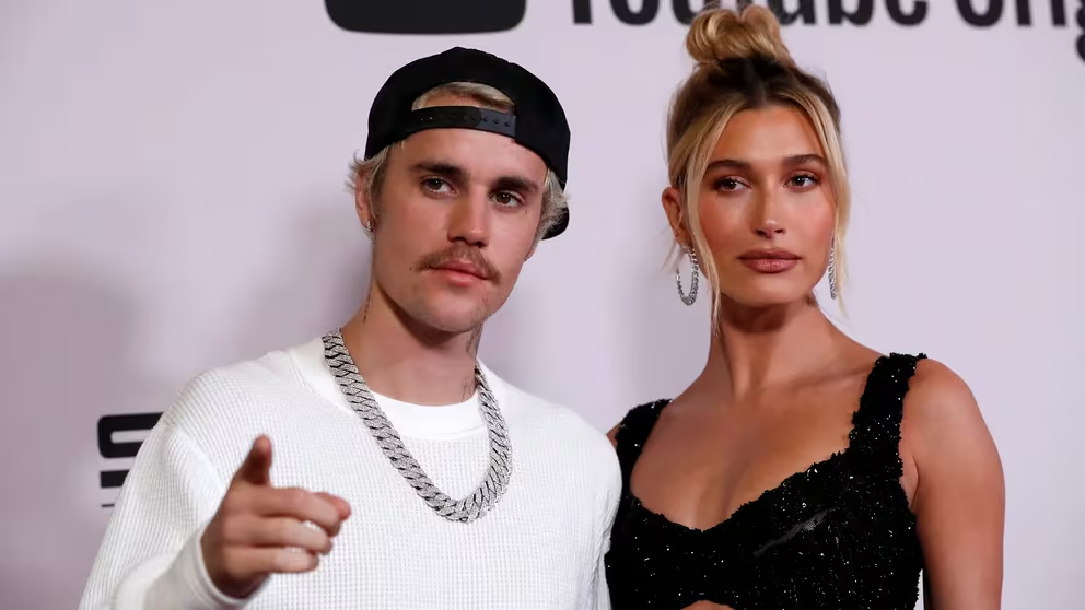 Justin y Hailey Bieber anunciaron el nacimiento de su primer hijo