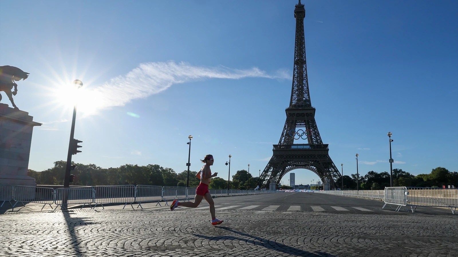 Desalojan la Torre Eiffel horas antes de la celebración de la ceremonia de clausura de los JJOO