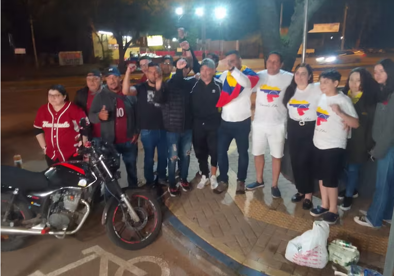 Venezolanos en Paraguay le dijeron a Maduro que no se rendirán y agradecieron apoyo internacional